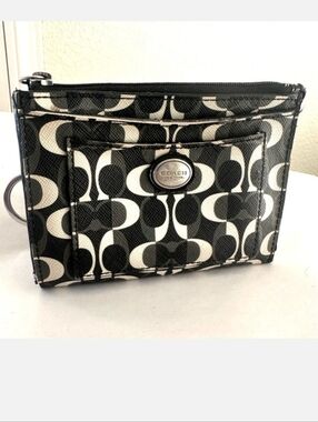 Coach Peyton Dream C Signature Medium Skinny Key Ring Wallet Black White NEW Tag